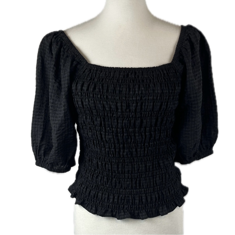 Old Navy Black Smocked Puff Sleeve Top Size M Dark Cottage Romantic Milkmaid